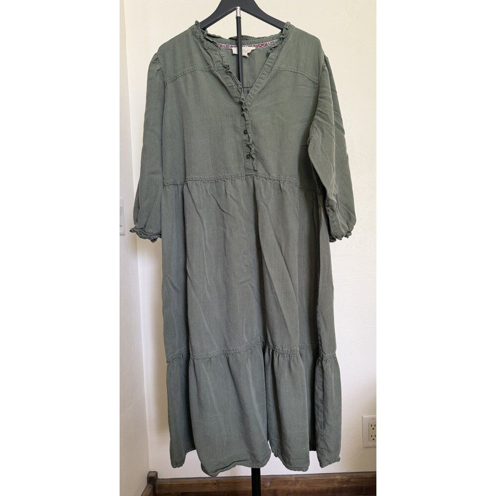 Nurture By Westbound Woman 1X Plus Olive Green Tiered Midi Dress Boho Relaxed